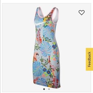 Nike Women’s Hyper Femme Dress